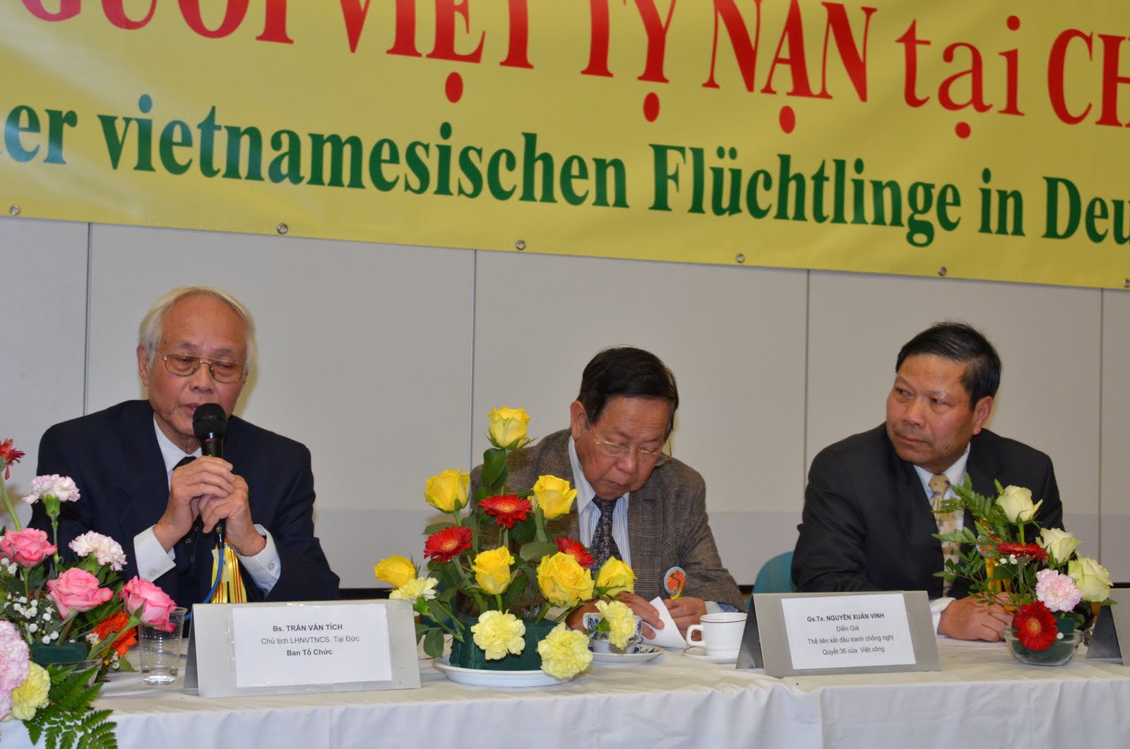 hoi-luan-tai-monchengladbach-duc-quoc-264