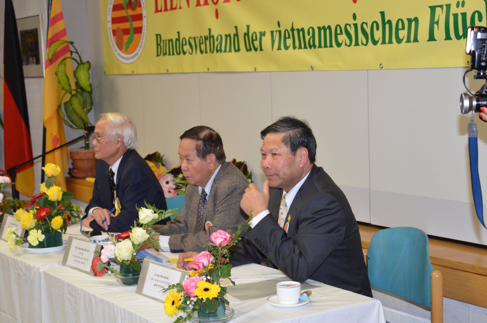 hoi-luan-tai-monchengladbach-duc-quoc-275