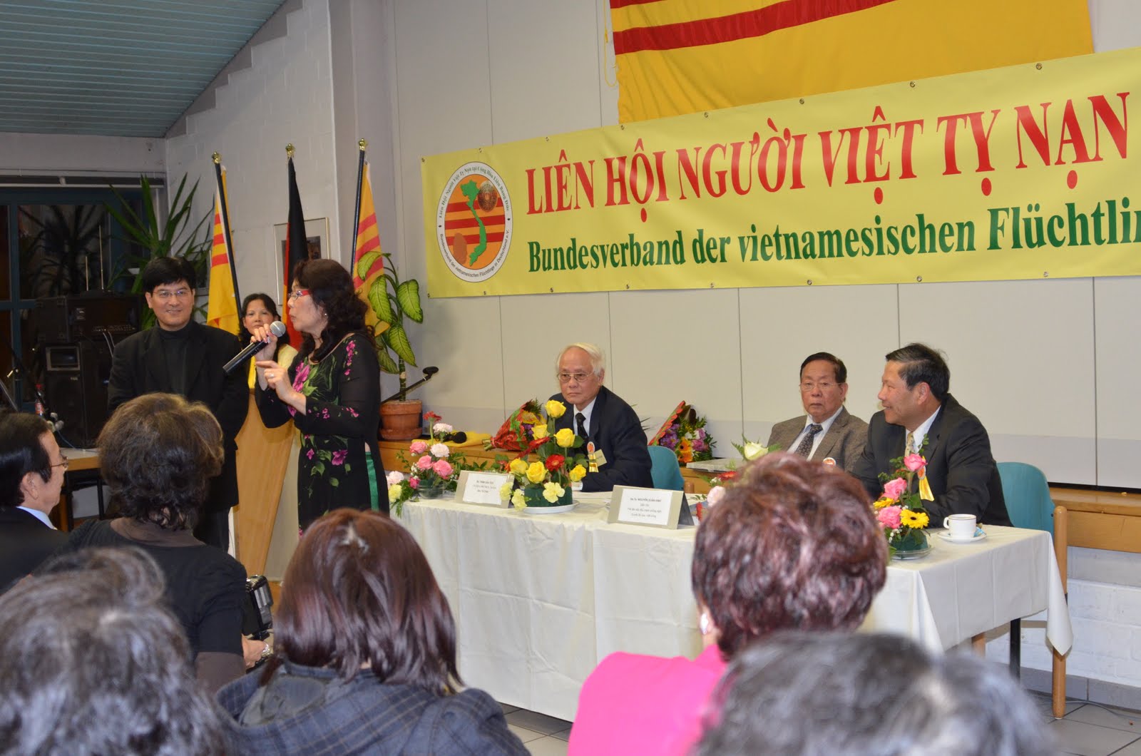 hoi-luan-tai-monchengladbach-duc-quoc-297