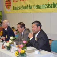 hoi-luan-tai-monchengladbach-duc-quoc-275